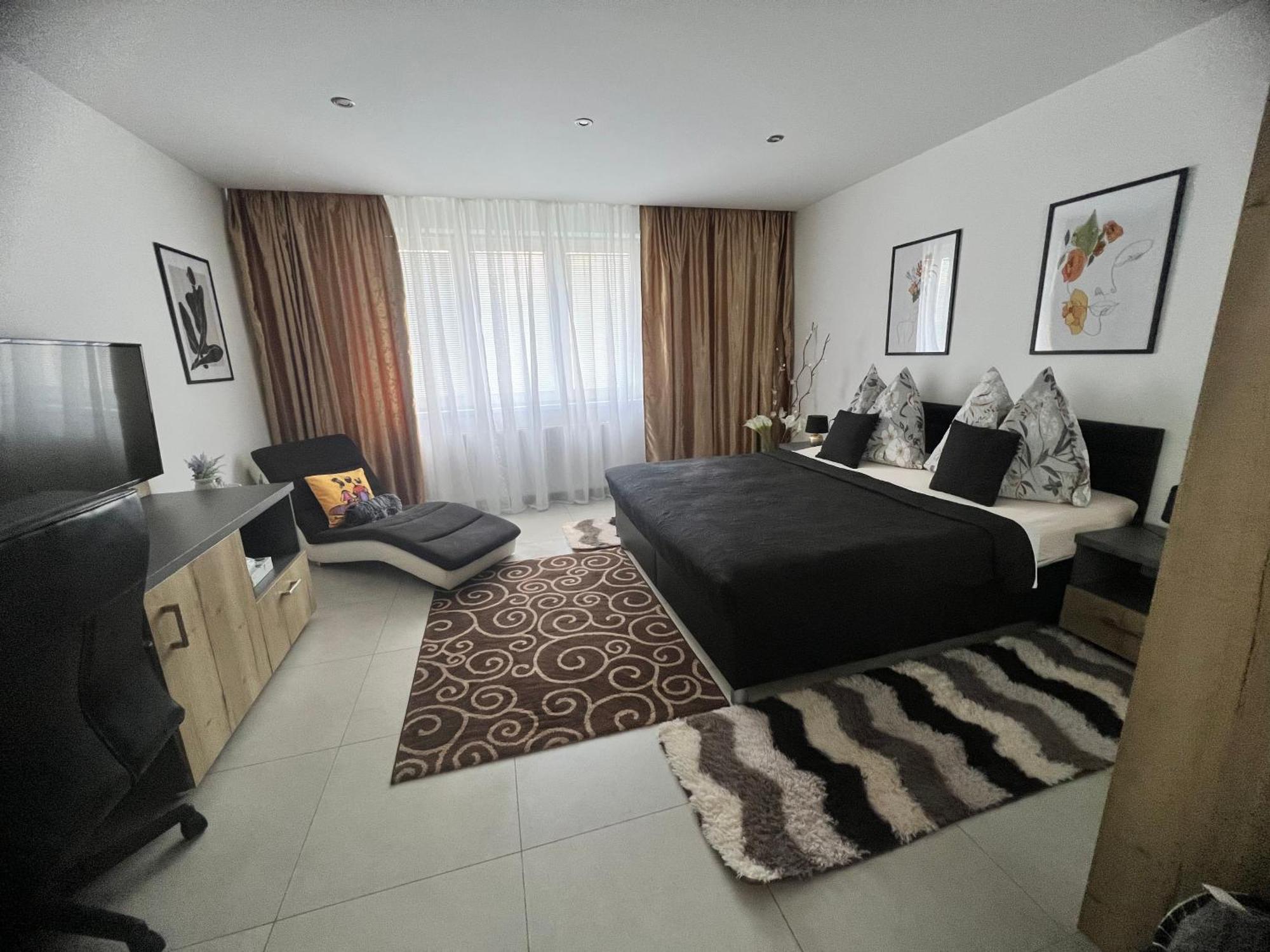 Sparrow Apartmens - Vrabcia Ulica 9, Kosice Košice Exterior foto