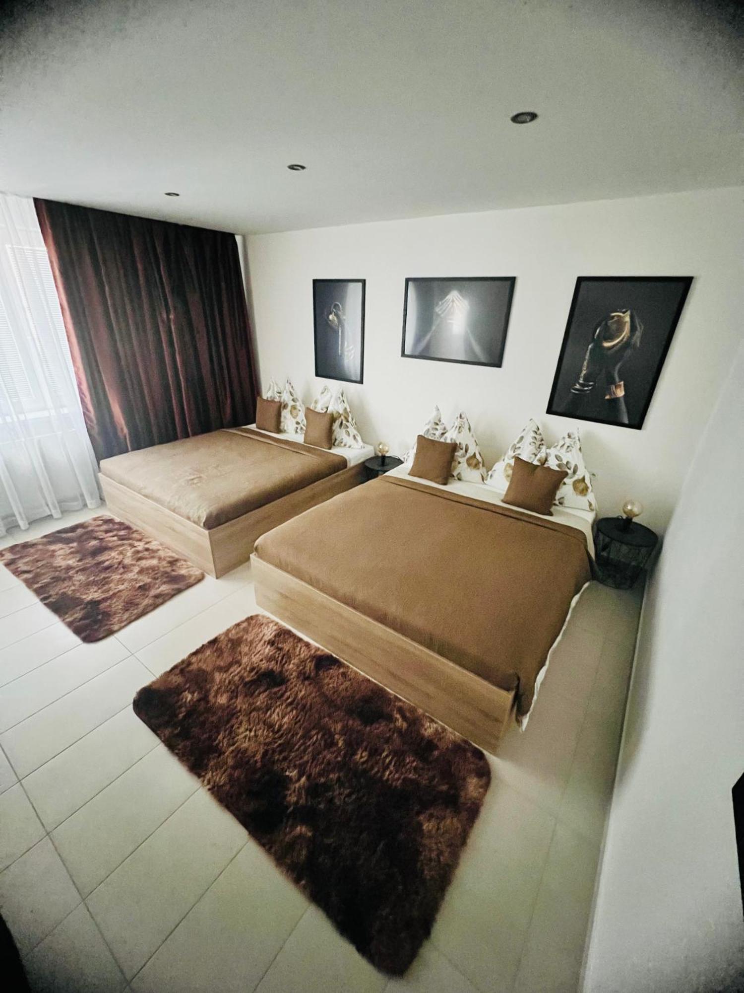 Sparrow Apartmens - Vrabcia Ulica 9, Kosice Košice Exterior foto